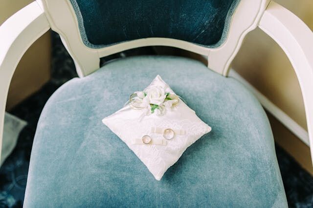 Rare Carat’s Money-Back Guarantee: Shop Wedding Rings with Confidence